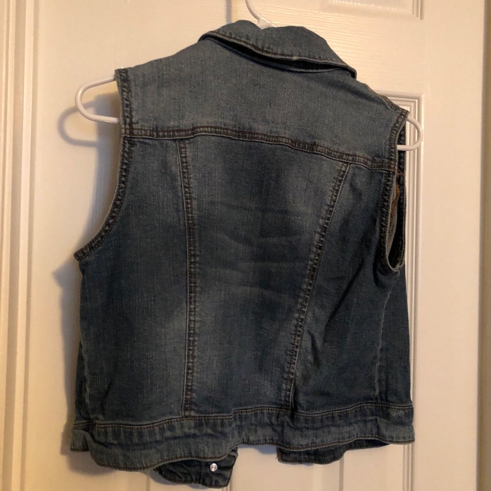 🌈2/$8🌈Mossimo Jean Vest - Picture 4 of 6